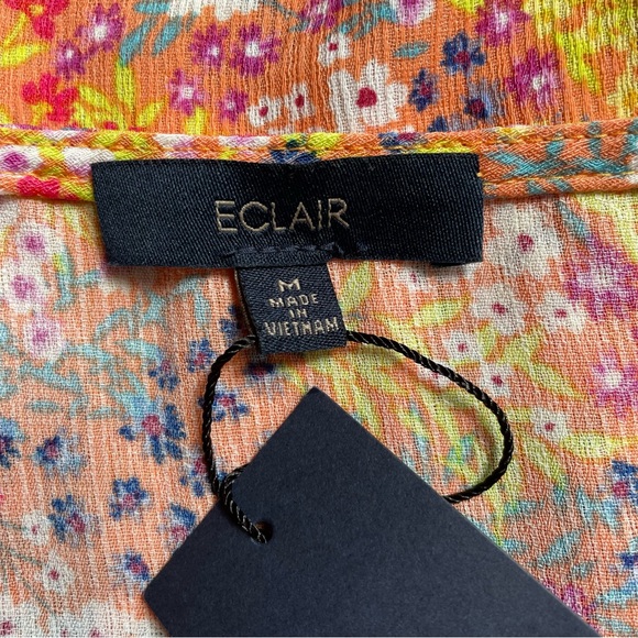 Eclair NWT Floral lightweight flowy tank - Picture 10 of 10